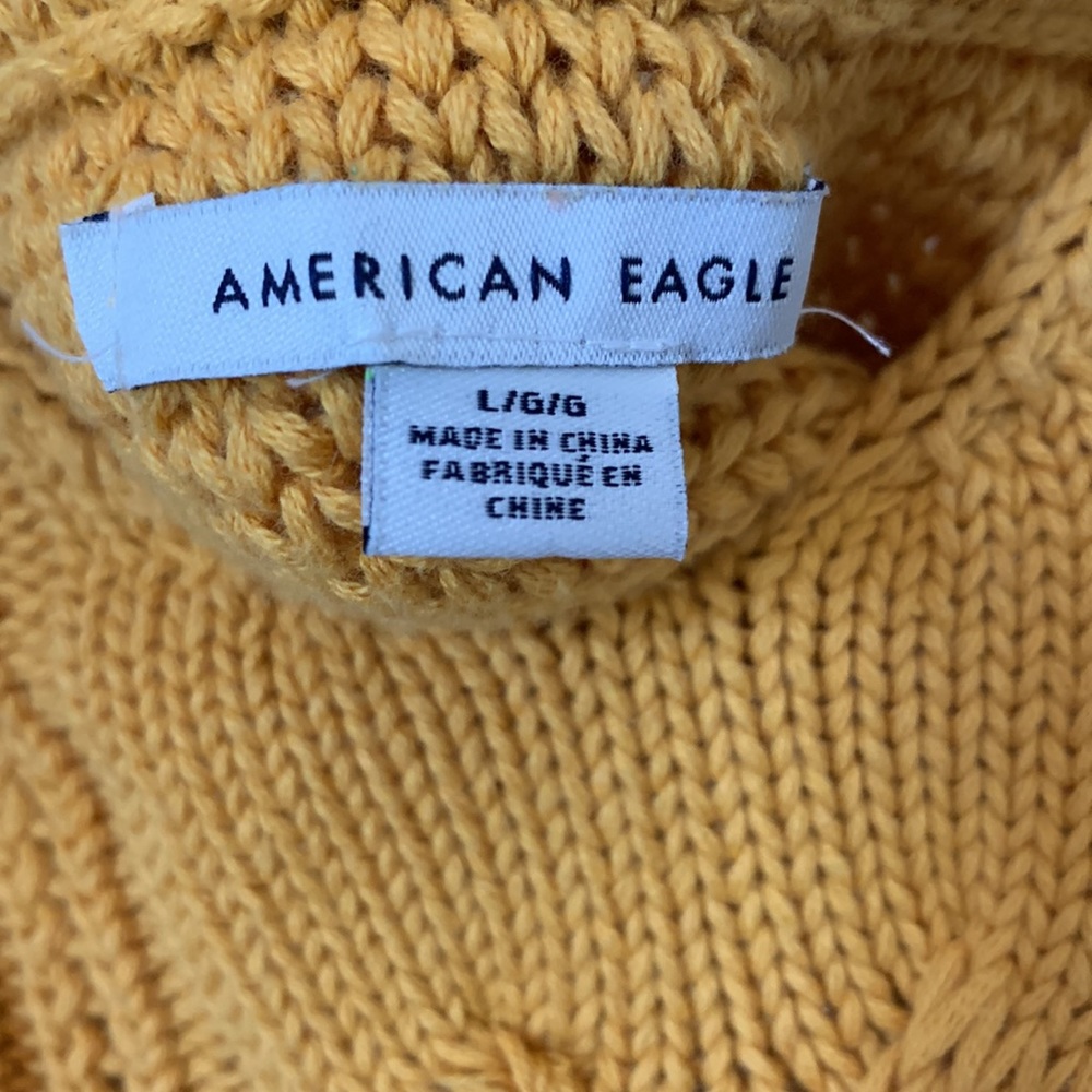 NWOT American Eagle Crochet Crop Top - Picture 3 of 4